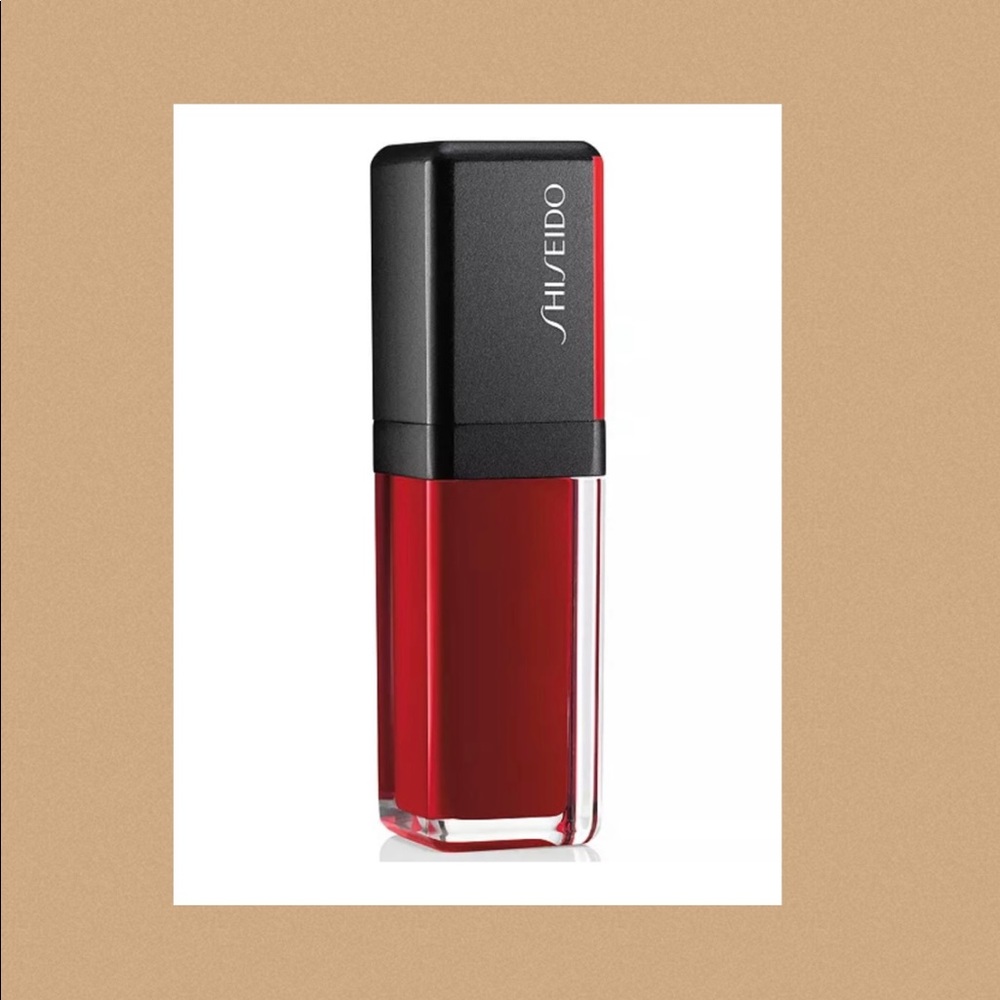 SHISEIDO "scarlet glare" lacquerInk lip-shine.